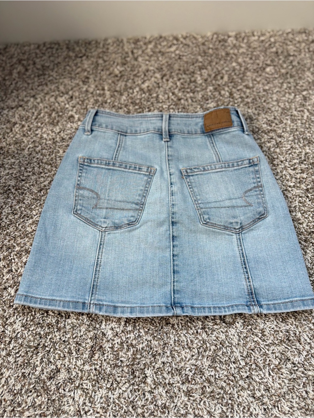 American Eagle Outfitters Light Wash Denim Jean Skirt Size 00 - Picture 2 of 6